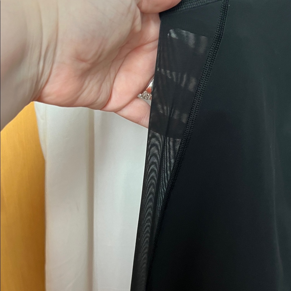 Victoria Sport Total Knockout Black Mesh Pocket Tight Size Large - Picture 8 of 10